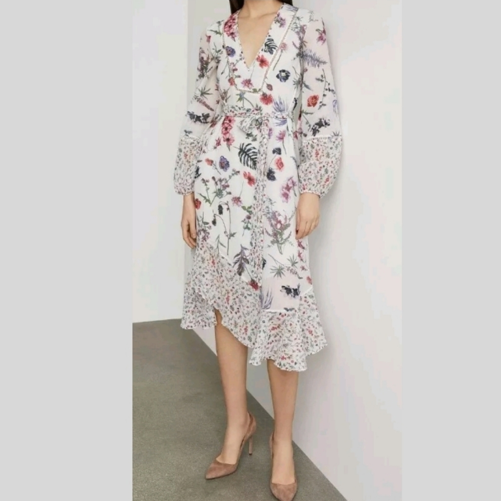 SOLD..NWT BEAUTIFUL BCBGMAXAZRIA Wildflowers Dress - Picture 1 of 8